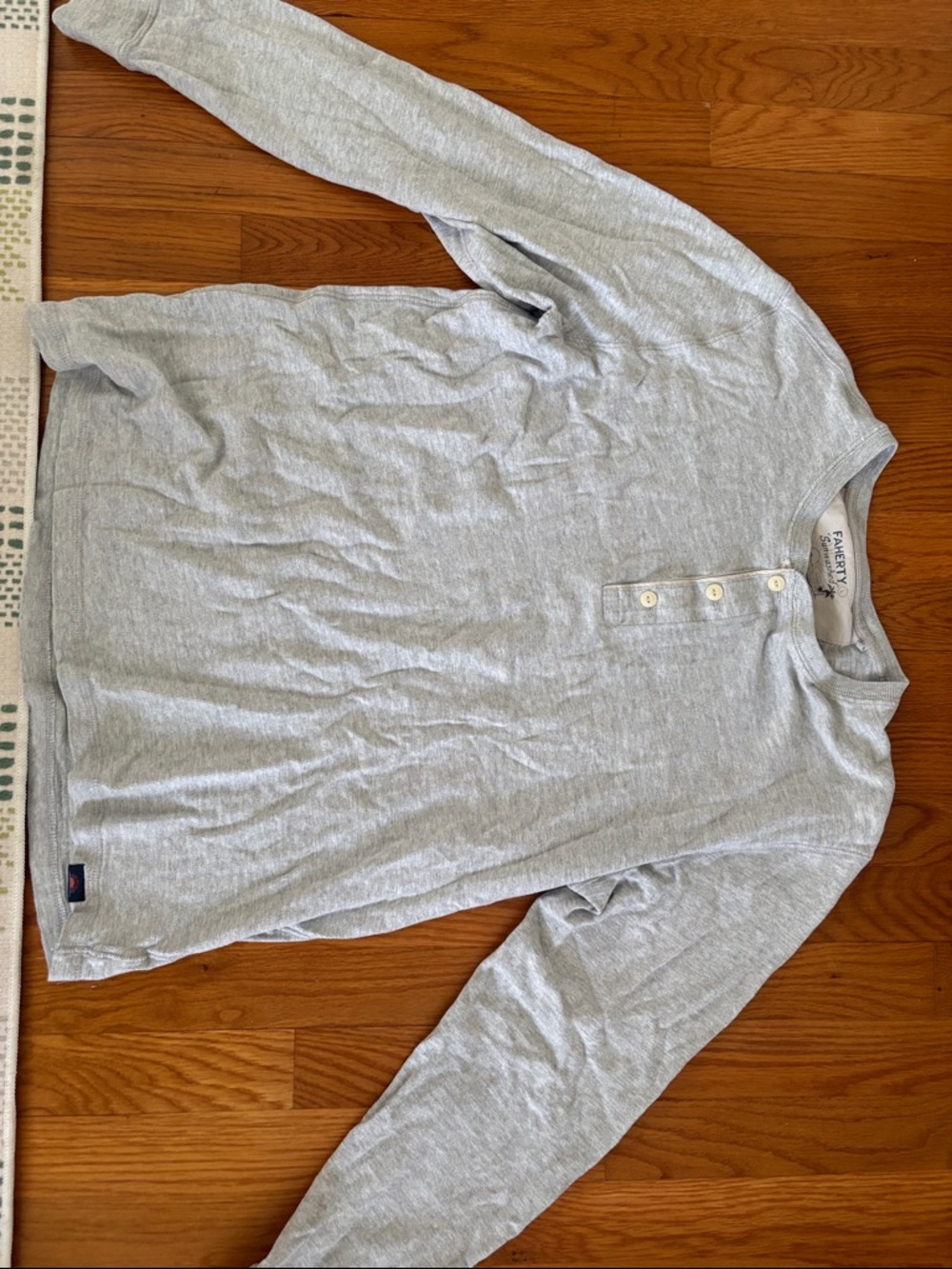 Faherty Sunwashed Light Heather Gray Long-Sleeve Henley - Picture 3 of 4